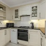 Brigth & Beautiful 1Br Flat In Earls Court