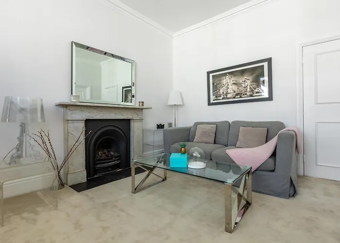 Brigth & Beautiful 1Br Flat In Earls Court