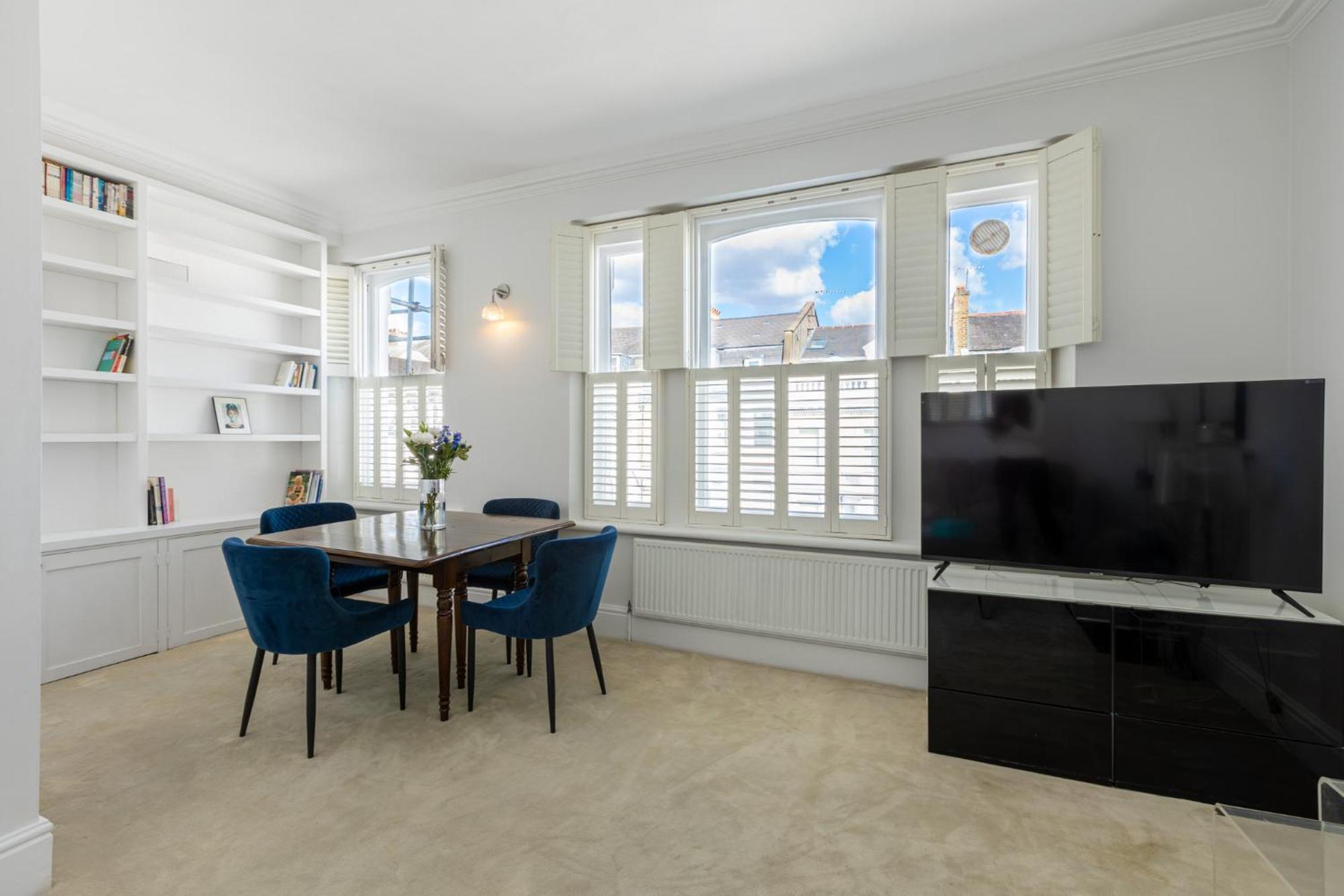 Apartment Brigth & Beautiful 1br Flat In Earls Court *